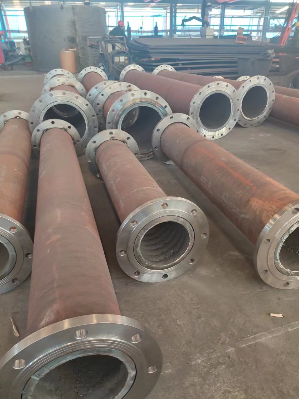 四川信铬钢耐磨管