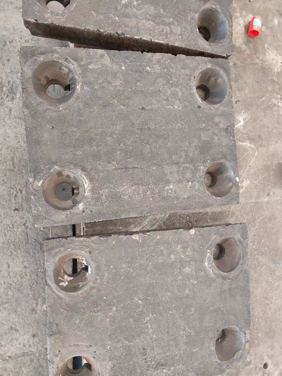 四川七种碳化铬堆焊耐磨钢板的加工方式